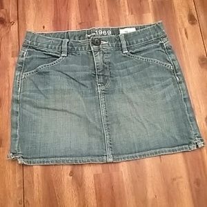 Gap blue jean skirt